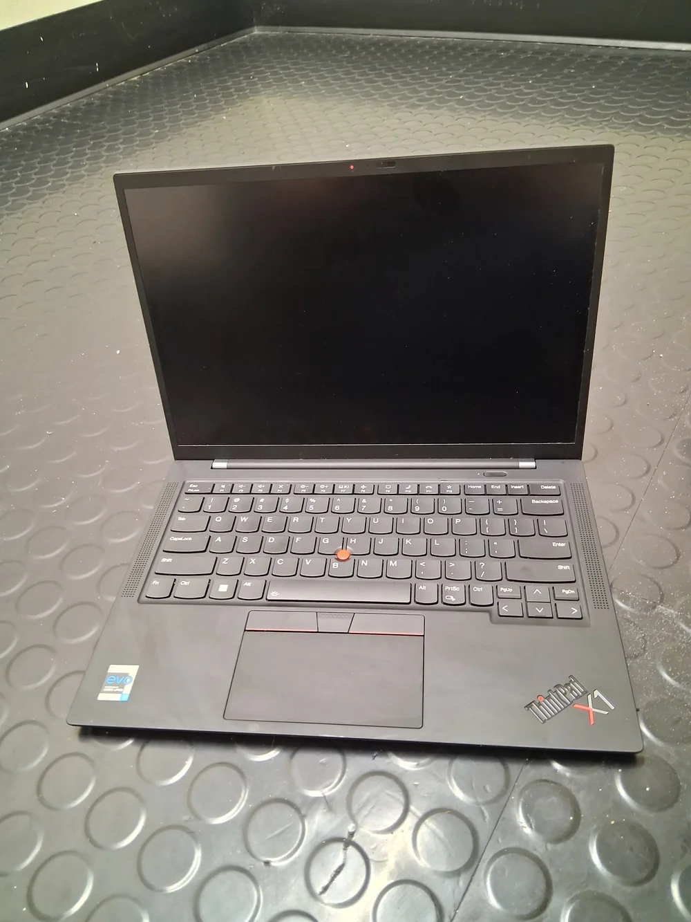 Lenovo ThinkPad X1 Gen 9 Carbon Fiber Black Laptop 16gb Ram 20XW-00QGUS